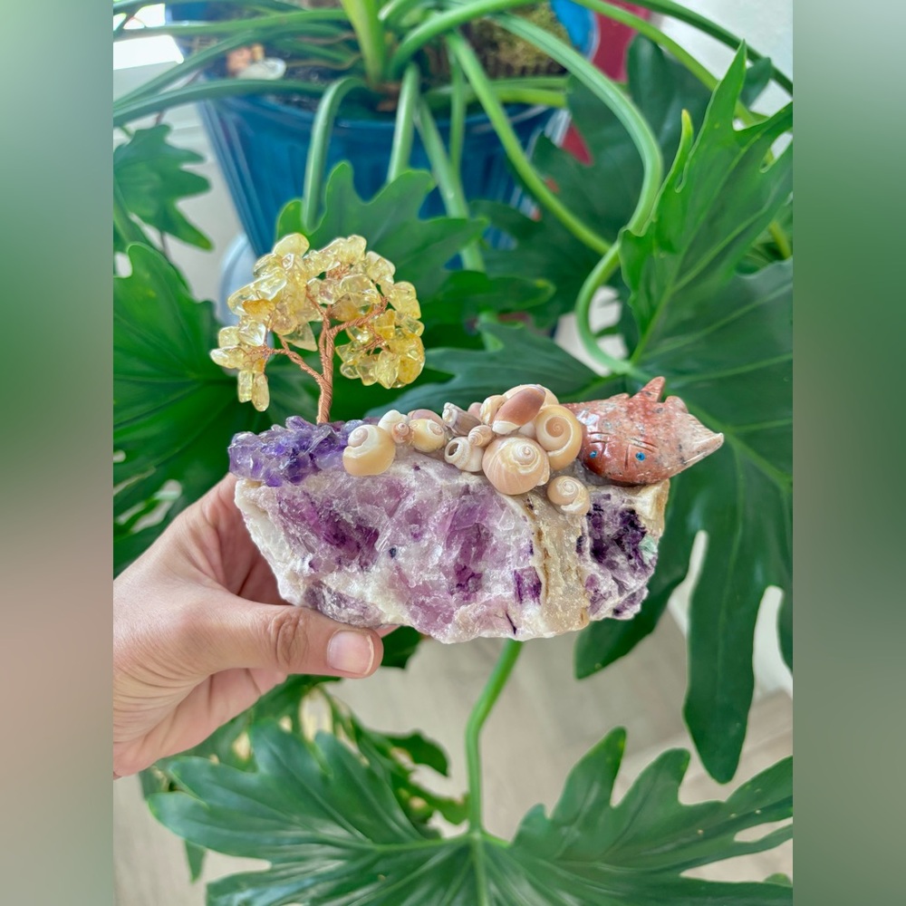 Stingray carving on purple fluorite with Citrine Tree ~ collectible figurine